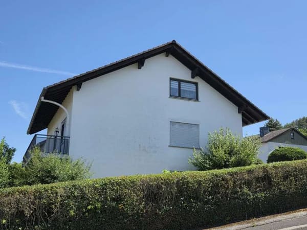 Immobilie in Hünfeld - Zweifamilienhaus mit Einliegerwohnung / Renditeobjekt - Bild 3