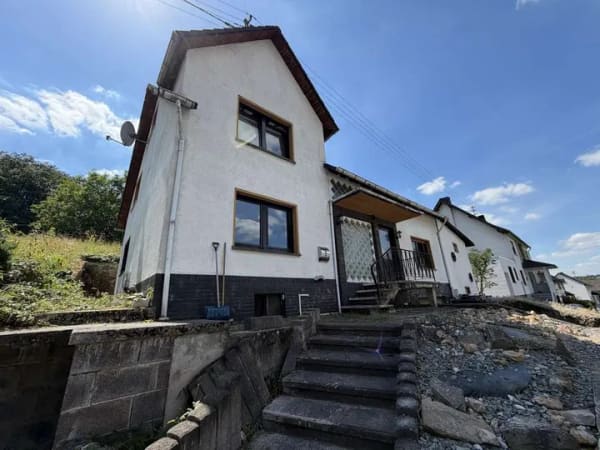 Immobilie in Maxsain - Handwerker aufgepasst: Einfamilienhaus mit viel Potenzial und Garten - Bild 1