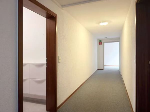 Immobilie in Tamm - Modernisierte 1,5-Zimmer-Penthouse-Wohnung mit traumhafter Dachterrasse und Duplex-Stellplatz - Bild 2