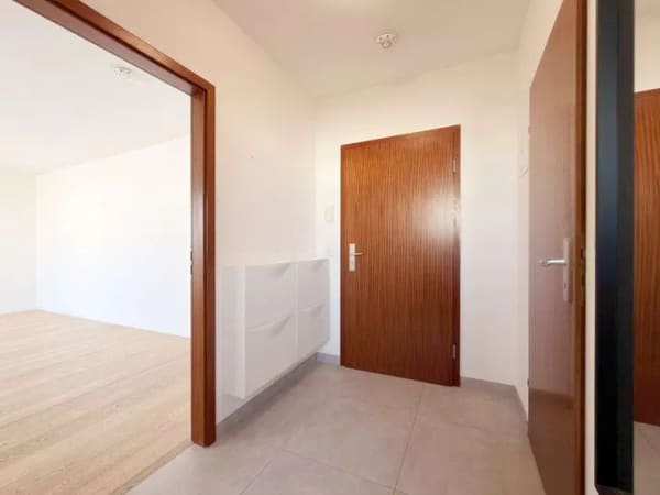 Immobilie in Tamm - Modernisierte 1,5-Zimmer-Penthouse-Wohnung mit traumhafter Dachterrasse und Duplex-Stellplatz - Bild 3