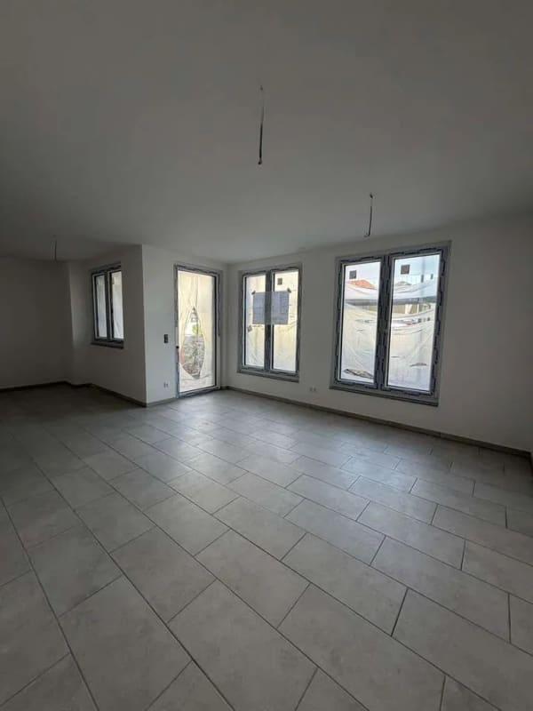 Immobilie in Lichtenwald - Neubau-Erstbezug: Moderne 2,5-Zimmer-Wohnung mit Terrasse – Ideal zur Eigennutzung/Kapitalanlage - Bild 2