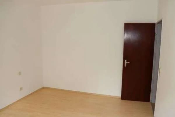 Immobilie in Bad Mergentheim - 3-Zi.-Wohnung mit Aufzug, Stellplatz, Balkon und Keller am Ortsrand von Bad Mergentheim - Bild 4