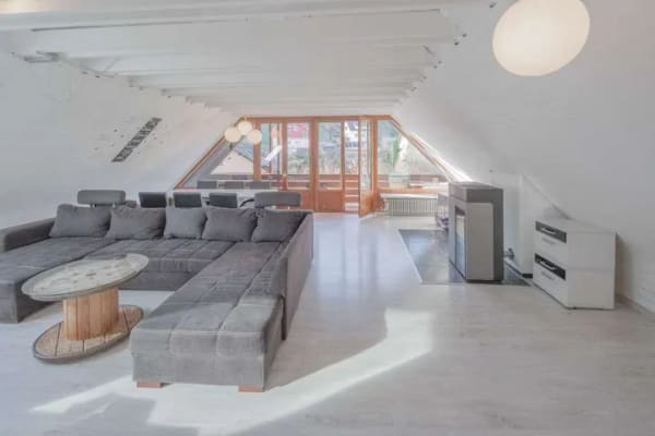 Immobilie in Lauterbach - Zentrale, großzügige Wohnung mit viel Potenzial - Bild 1