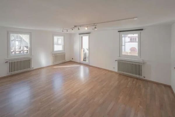 Immobilie in Lauterbach - Zentrale, großzügige Wohnung mit viel Potenzial - Bild 4