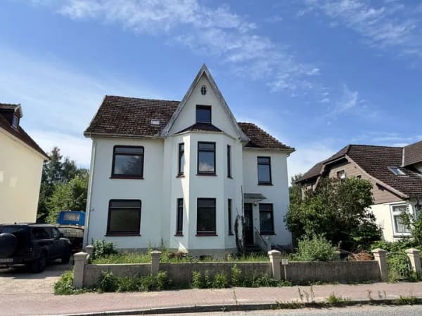 Immobilie in Malente - Gründerzeit-Perle mit Entwicklungspotenzial - Bild 0