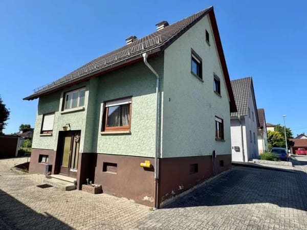 Immobilie in Haßmersheim - Familienfreundliches Wohnhaus mit Garten in Haßmersheim  - Bild 1