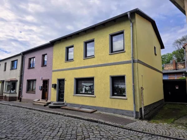 Immobilie in Plau am See - ALTSTADT-ENSEMBLE: 2 Häuser - 3 WOHNUNGEN ein Hof IN PLAU AM SEE - Bild 0