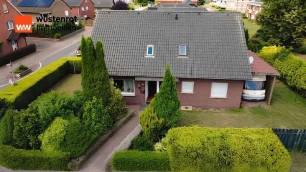 Immobilie in Ankum - Viel Raum für Ihre Träume: Einfamilienhaus mit XXL-Grundstück & Wohnmobil-Carport - Bild 0