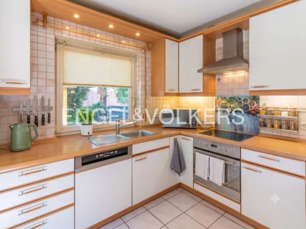 Immobilie in Dörverden - Familienfreundliche Doppelhaushälfte mit ausgebautem Dachgeschoss und großzügigem Grundstück - Bild 4