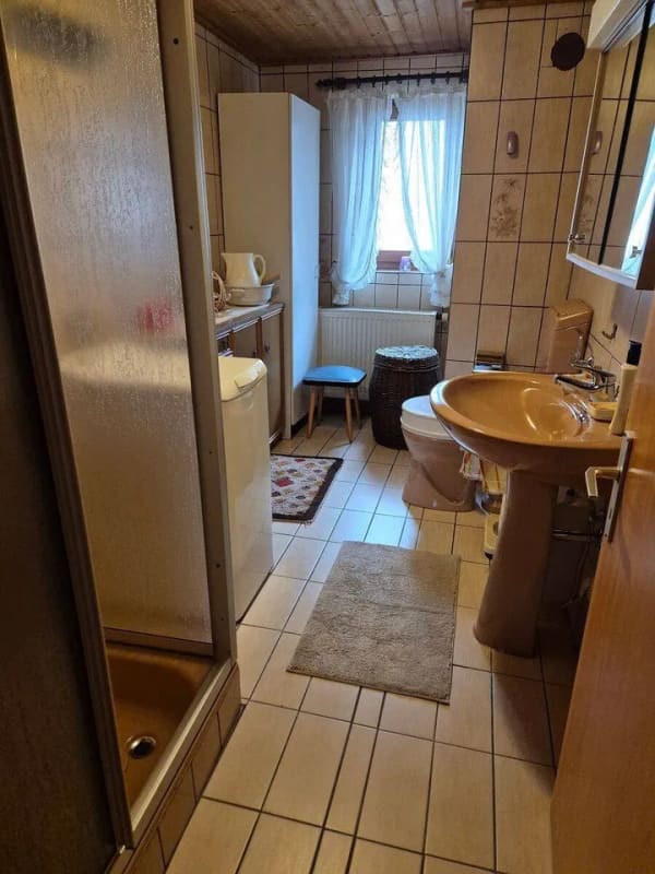 Immobilie in Triefenstein - 1-Familienhaus mit Garten-ideal für  Sparfüchse und Renovierer - Bild 3