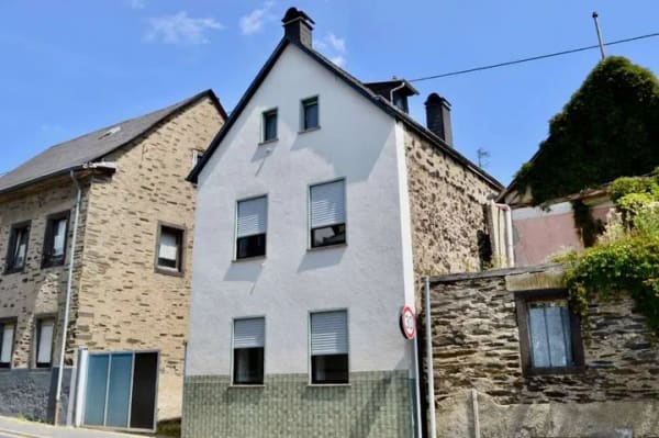 Immobilie in Mertloch - PLATZ FÜR DEINE TRÄUME: Wohnhaus mit Scheune, Garten & unendlichem Macher-Potenzial. - Bild 1