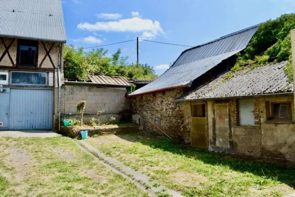Immobilie in Mertloch - PLATZ FÜR DEINE TRÄUME: Wohnhaus mit Scheune, Garten & unendlichem Macher-Potenzial. - Bild 4