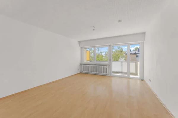Immobilie in Garching bei München - Sofort bezugsfrei: 2-Zimmer-Wohnung in ruhiger Wohnlage mit Potenzial - Bild 0