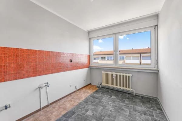 Immobilie in Garching bei München - Sofort bezugsfrei: 2-Zimmer-Wohnung in ruhiger Wohnlage mit Potenzial - Bild 4