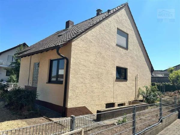 Immobilie in Flörsheim-Dalsheim - ***  Begehrte Wohnlage - Einfamilienhaus für "Macher" in Flörsheim-Dalsheim *** - Bild 1