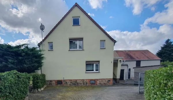 Immobilie in Thallwitz - Ein Zuhause mit Charme, großem Garten und viel Potenzial! Doppelhaushälfte in Thallwitz zu verkaufen - Bild 1