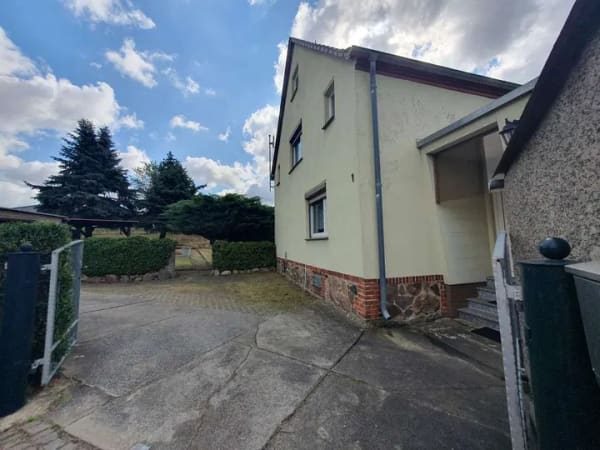 Immobilie in Thallwitz - Ein Zuhause mit Charme, großem Garten und viel Potenzial! Doppelhaushälfte in Thallwitz zu verkaufen - Bild 2