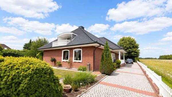 Immobilie in Himmelpforten - Exklusive Villa mit repräsentativem Ambiente - Bild 2