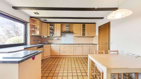 Immobilie in Hünfeld - Außergewöhnliches Wohnen in Bestlage von Hünfeld-Mackenzell – Ein Zuhause, das seinesgleichen sucht - Bild 2
