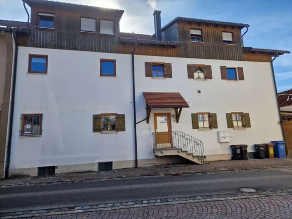Immobilie in Scheidegg - Interessante 3-Zimmer-ETW im 
Zentrum von Scheidegg - Bild 2