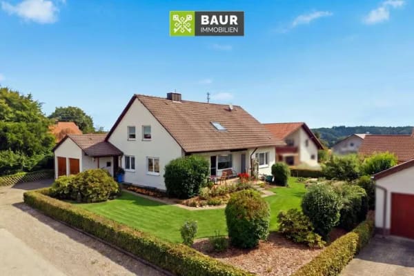 Immobilie in Steinhausen an der Rottum - 360° I Freistehendes Wohnhaus mit großem Grundstück und vielseitigem Potenzial - Bild 0