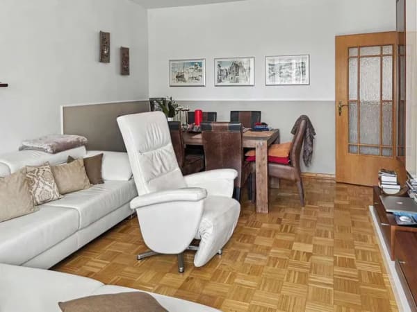 Immobilie in Bad Pyrmont - Provisionsfrei für Käufer: Toplage 3-Zimmer-Eigentumswohnung im Herzen von Bad Pyrmont - Bild 2