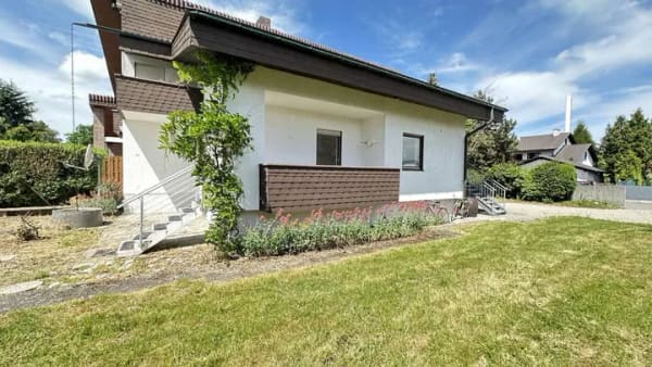Immobilie in Gaimersheim - 3-Zimmer-EG-Wohnung mit eigenem Eingang, Garten & Stellplatz in ruhiger Lage - Bild 2