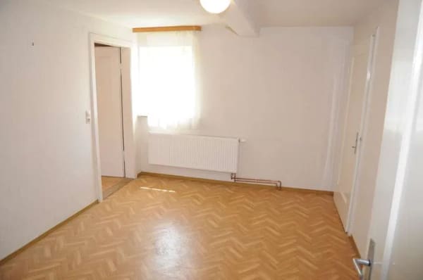 Immobilie in Trochtelfingen - Handwerker aufgepasst - Ruhig gelegenes Ausbauhaus für die große Familie mit Nutzflächen ohne Ende - Bild 2
