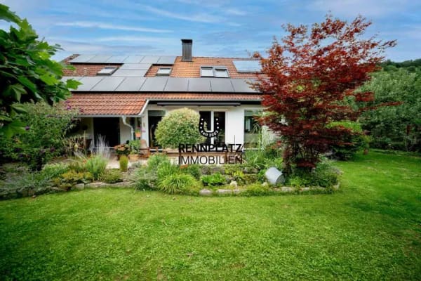 Immobilie in Bach an der Donau - Saniertes EFH mit Whirlpool, Sauna und großzügigem Garten in Bach an der Donau. Frei ab 01.12. - Bild 0