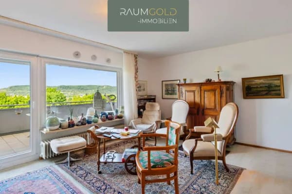 Immobilie in Lörrach - 4-Zimmer-Hochparterre-Wohnung mit schöner Aussicht vom Balkon in Lörrach - Bild 0