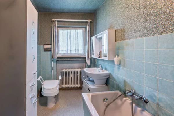 Immobilie in Lörrach - 4-Zimmer-Hochparterre-Wohnung mit schöner Aussicht vom Balkon in Lörrach - Bild 4