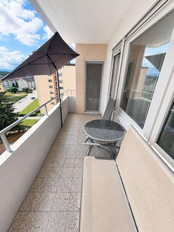 Immobilie in Traunreut - Vermietete 2-Zimmer-Wohnung mit Weitblick, Aufzug und Balkon - Kapitalanlage in Traunreut - Bild 3