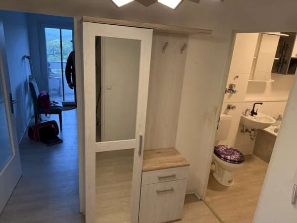 Immobilie in Ludwigshafen am Rhein - Bezugsfrei, Renovierte 2,5 Zi., 4. OG, sehr guter Zuschnitt, EBK, Balkon, Aufzug, Erbpacht - Bild 1