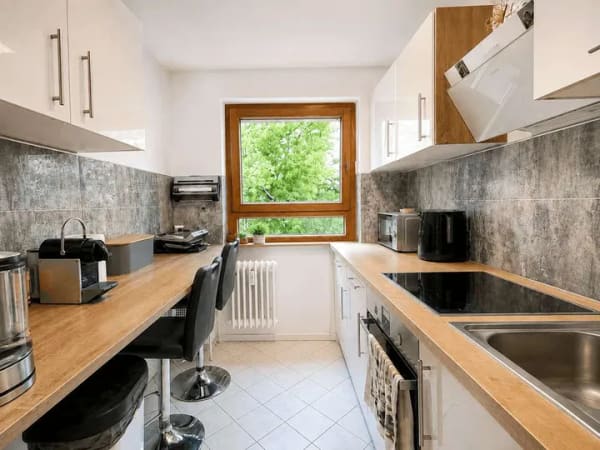 Immobilie in Friedrichshafen - Preishammer!!! Vermietete 3-Zimmer-Wohnung in Friedrichshafen – Kapitalanlage mit Bodensee-Nähe - Bild 2