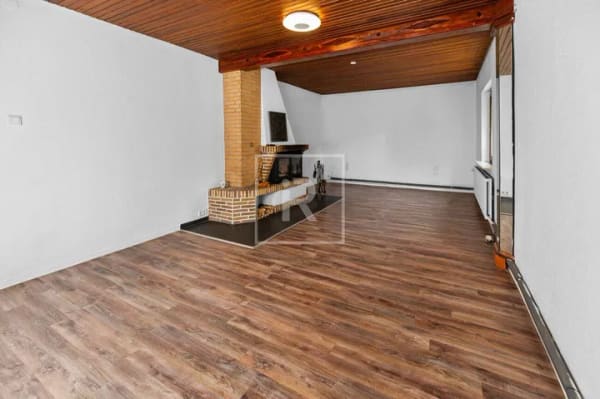 Immobilie in Aukrug - Mehrgenerationenhaus mit Einliegerwohnung - 153 m² Wohnfläche auf großzügigem Grundstück - Bild 3
