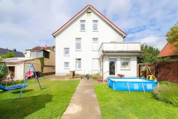 Immobilie in Sande - TT: Viel Platz für Ideen - 3-Parteien-Haus auf großem Grundstück in Mariensiel! - Bild 2