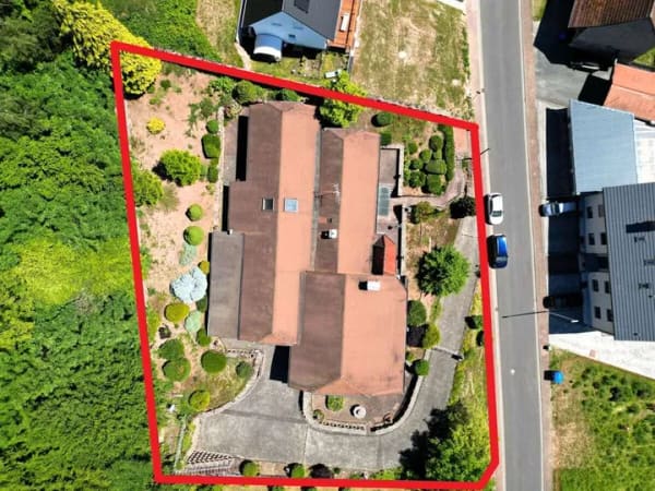 Immobilie in Schöllkrippen - Beeindruckende Liegenschaft mit Chalet-Charakter, 
direkter Waldrandlage und herrlichem Fernblick - Bild 4