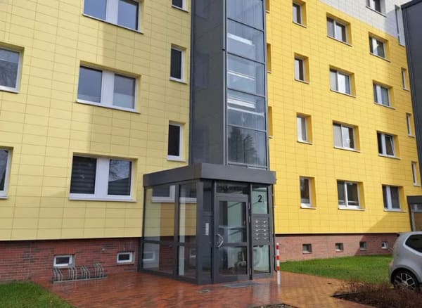Immobilie in Cölpin - Helle 3-Zimmer-Wohnung mit grüner Aussicht und frischem Flair - Bild 0