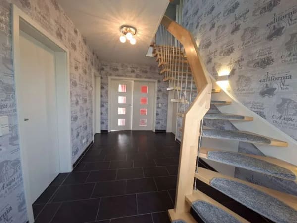 Immobilie in Landscheide - Modernes Friesenhaus in nahezu Alleinlage – Ruhe, Weitblick und viel Platz auf 1.500 m² Grundstück - Bild 1