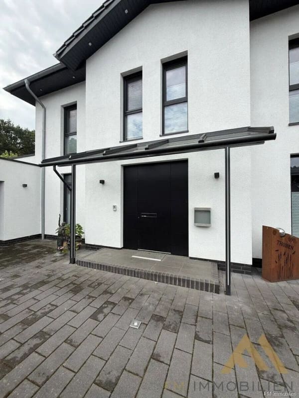 Immobilie in Molbergen - Exklusives modernes Designhaus mit Premiumausstattung, Doppelgarage und Photovoltaikanlage in Peheim! - Bild 2