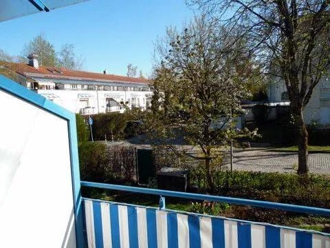 Immobilie in Holzkirchen - Hochwertige, freie Zweizimmerwohnung in guter Wohnlage - Bild 3