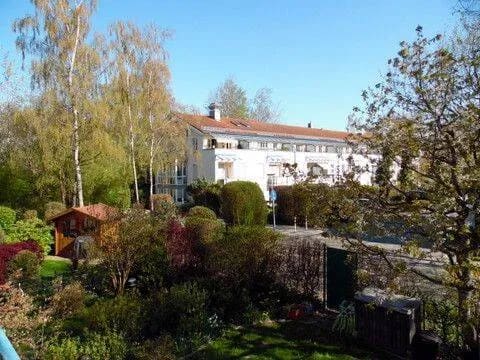 Immobilie in Holzkirchen - Hochwertige, freie Zweizimmerwohnung in guter Wohnlage - Bild 4