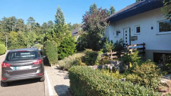 Immobilie in Sersheim - Einfamilienhaus direkt an Streuobstwiesen und in Waldnähe (provisionsfrei) - Bild 2