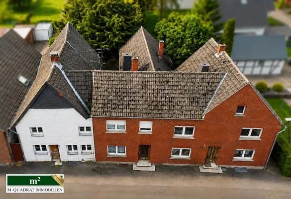 Immobilie in Beckum - 1 großes Grundstück - 2 Häuser mit 3 Wohnungen im Ortsteil von Beckum - Bild 1