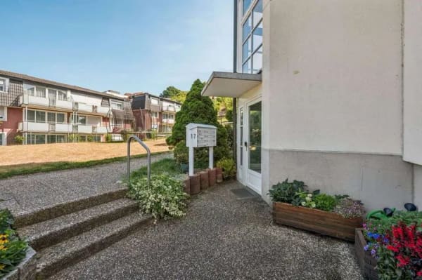 Immobilie in Gernsbach - Attraktive Kapitalanlage mit 4,59 % Rendite / 2-Zi. Souterrainwohnung mit Stellplatz in Gernsbach - Bild 1