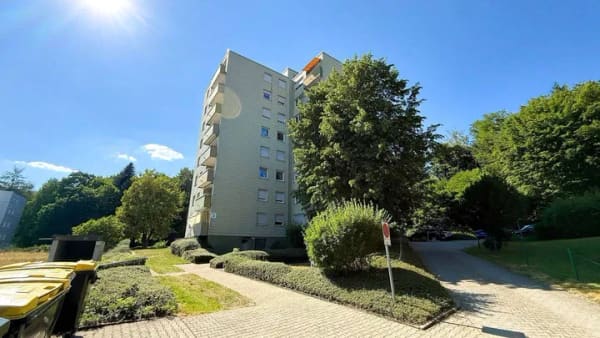 Immobilie in Leutkirch im Allgäu - Bezugsfreie 3-Zimmer-Wohnung mit Südbalkon, Abstellraum, Keller und Bergblick - Bild 4