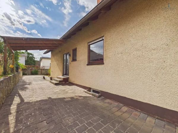 Immobilie in Rittersheim - **Charmantes 1-2FH mit schöner Gartenfläche, Garage & guter Raumaufteilung - Wohnen & Büro m - Bild 2
