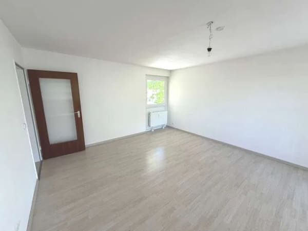 Immobilie in Gundelfingen - RENOVIERT UND FREI in ruhiger Wohnanlage im begehrten Gundelfingen - Bild 2