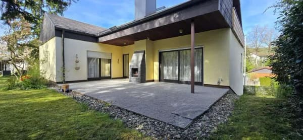 Immobilie in Kulmbach - Haus mit großem Garten in ruhiger Lage von Kulmbach - Bild 0