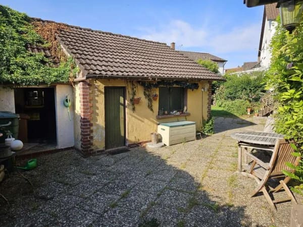 Immobilie in Riedstadt - Zwei Häuser auf einem Grundstück – ideal für mehrere Generationen, Wohnen und Vermieten  - Bild 2